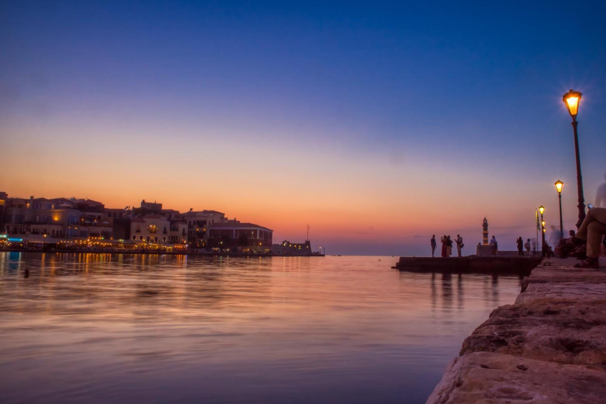 Chanialiving Venetian Luxury House-Near Plaza Parking خانيا المظهر الخارجي الصورة